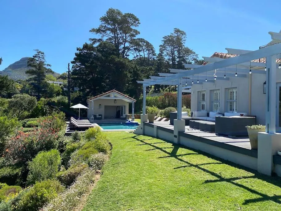 Luxe Family Home With Solar Power In Secure Hout Bay Estate ケープタウン 0*,
