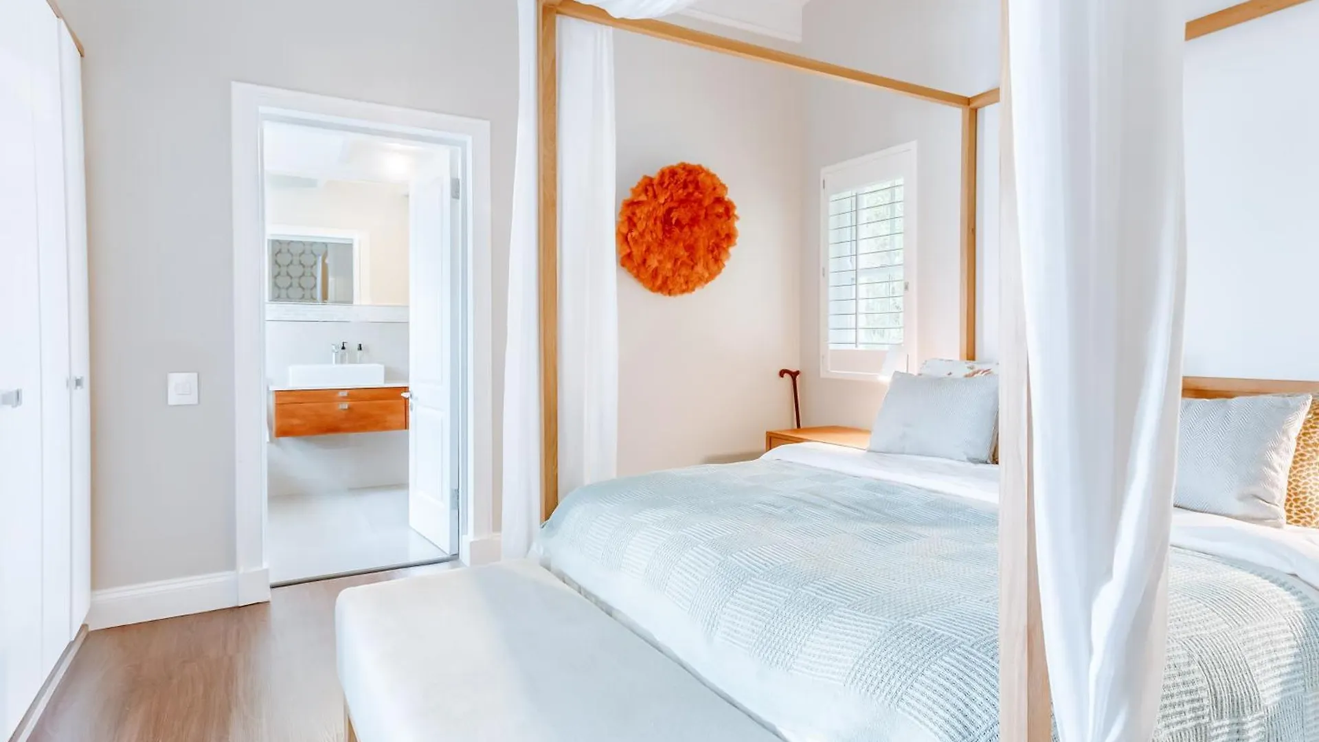 Luxe Family Home With Solar Power In Secure Hout Bay Estate ケープタウン 0*,  南アフリカ